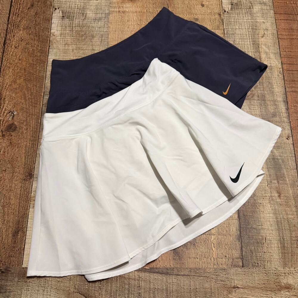 Nike BUNDLE Wmns White Victory Founcy & Black Pleated Skirt Skort XS Tennis Run